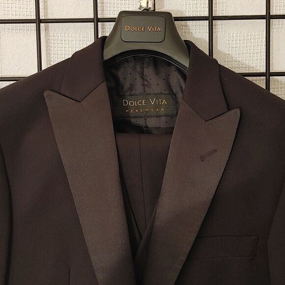 MEN'S DOLCE VITA 3 PIECE SUPER 150'S SLIM FIT BLACK TUXEDO. - Picture 2 of 16